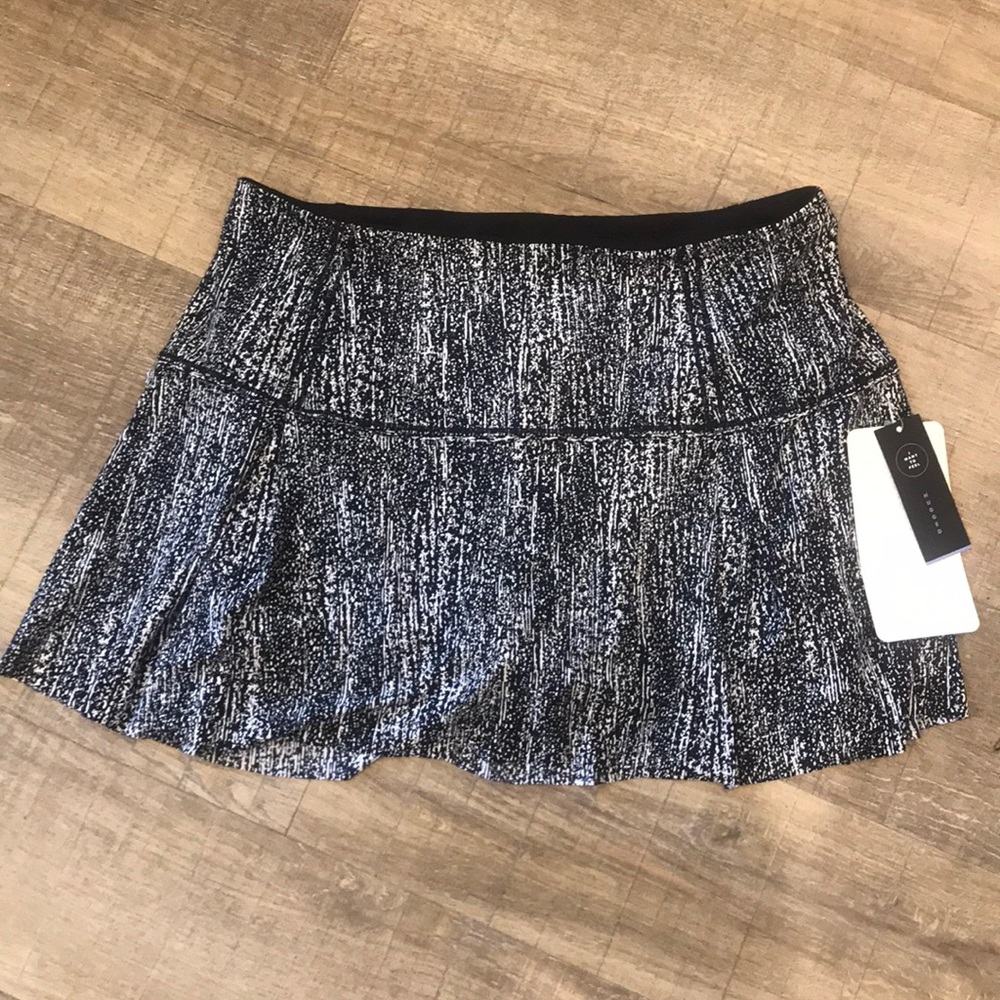 Lululemon Lost in Pace Skirt